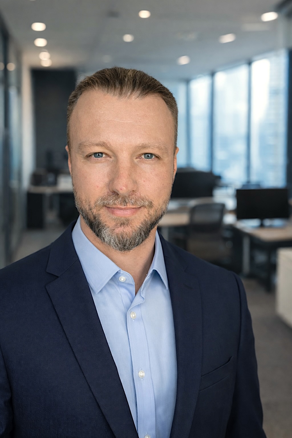 Виктор Огнев