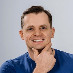 Илья Павличенко